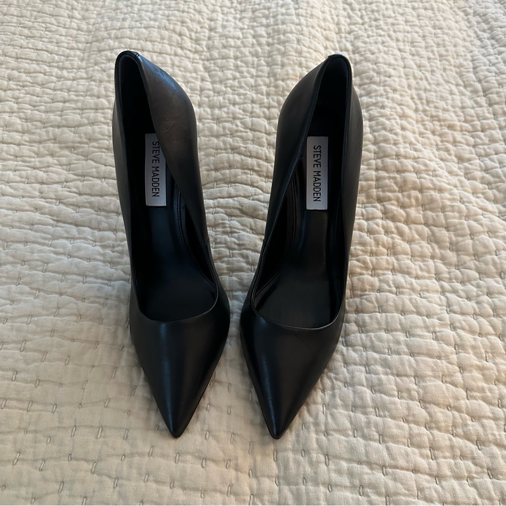 NEW STEVE MADDEN Evelyn pumps - Picture 4 of 4